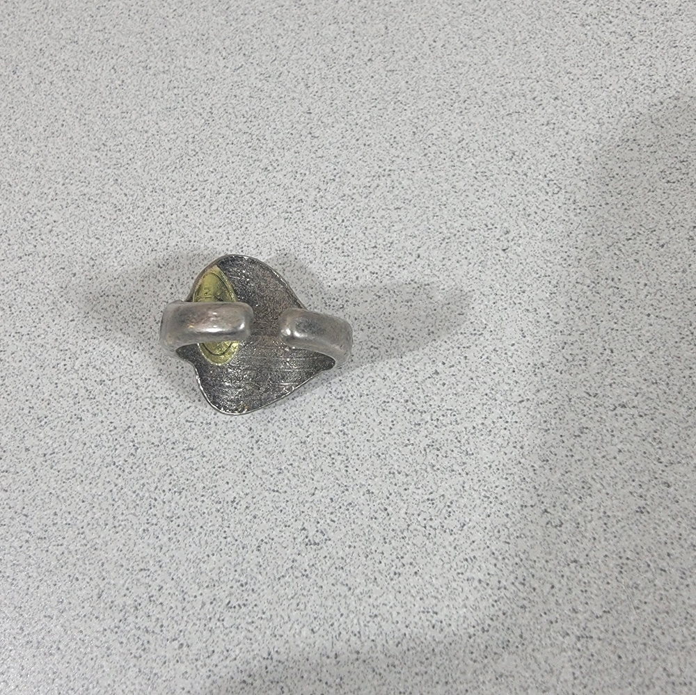 Skull ring - Picture 2 of 5